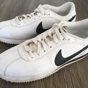 Nike Cortez Basic Men's Shoe, Size 10.5